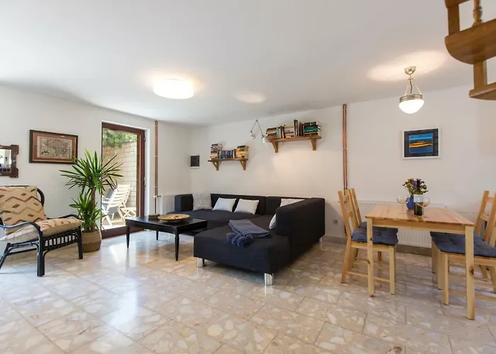 Casa Flora 3-minutes' Walk From The * Novigrad Istria