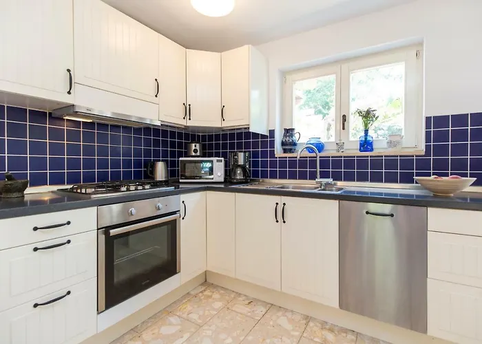 Casa Flora 3-minutes' Walk From The * Novigrad Istria