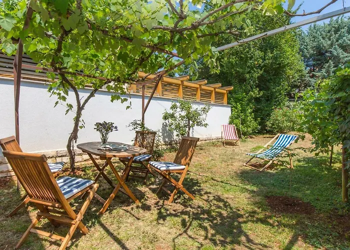 Casa Flora 3-minutes' Walk From The *