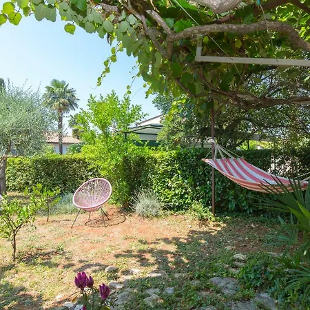 Casa Flora 3-minutes' Walk From The * Novigrad Istria